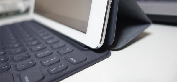 iPadPro9.7のキーボード付きカバー